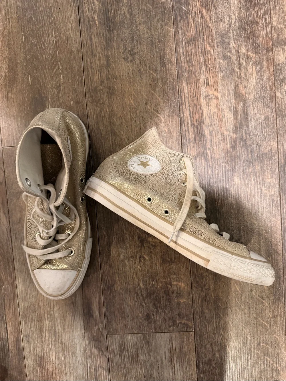 Converse High Top Sneakers in Beige Gold Glitter - Picture 2 of 5